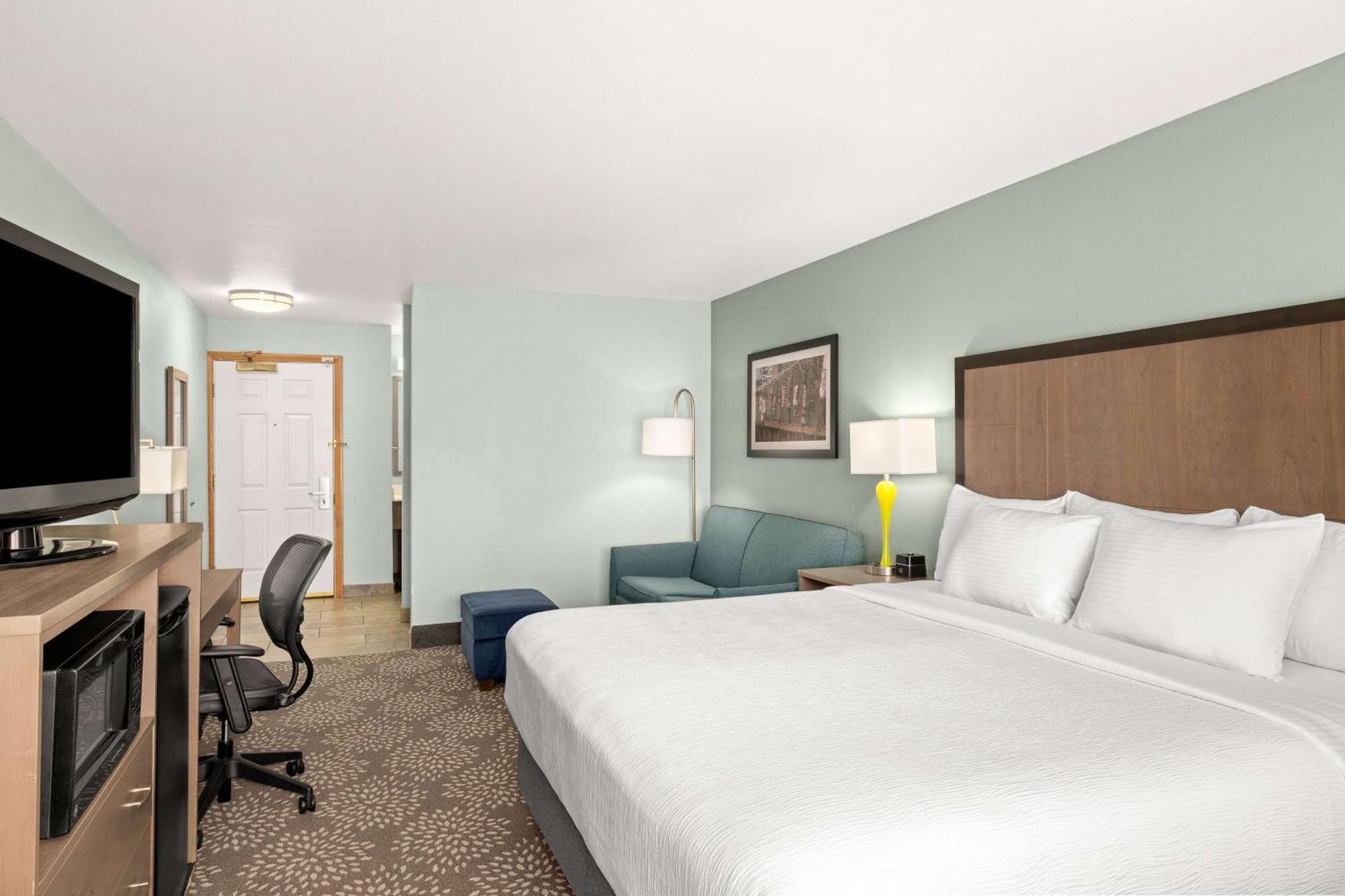 Hotel La Quinta By Wyndham Tour de Newport Extérieur photo