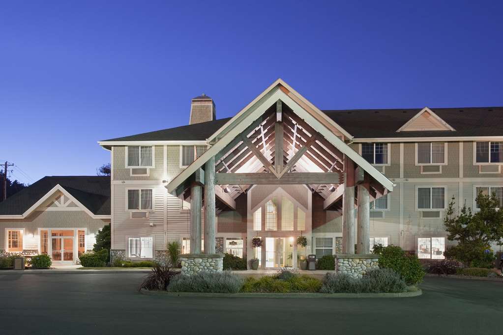 Hotel La Quinta By Wyndham Tour de Newport Extérieur photo
